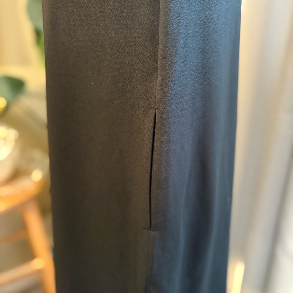 Black Ruffle Trim Mini Sheath Dress with Pockets - Picture 5 of 9